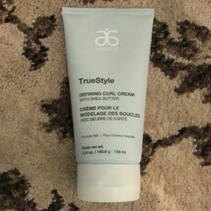 Arbonne TrueStyle Defining Curl Cream